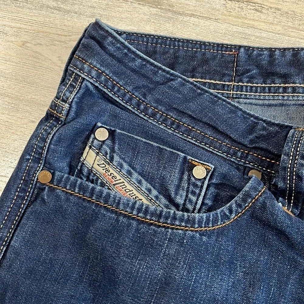 Diesel Larkee Regular Straight Jeans Size 32/26